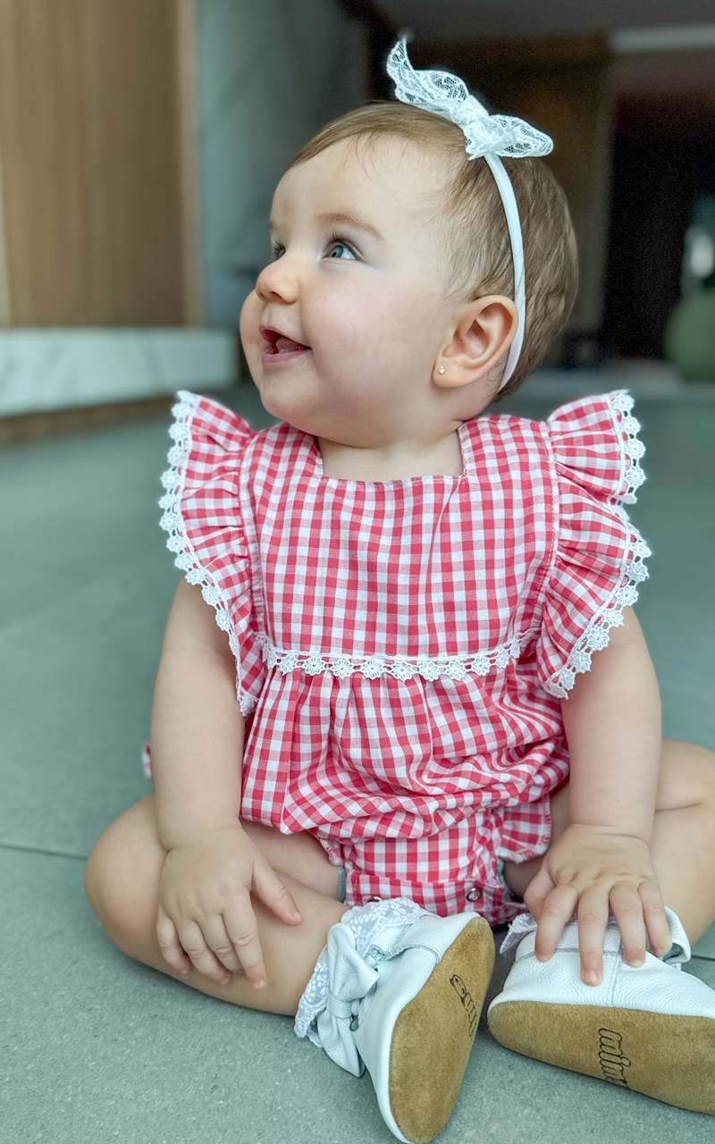 Romper Xadrez Vermelho com Rendas