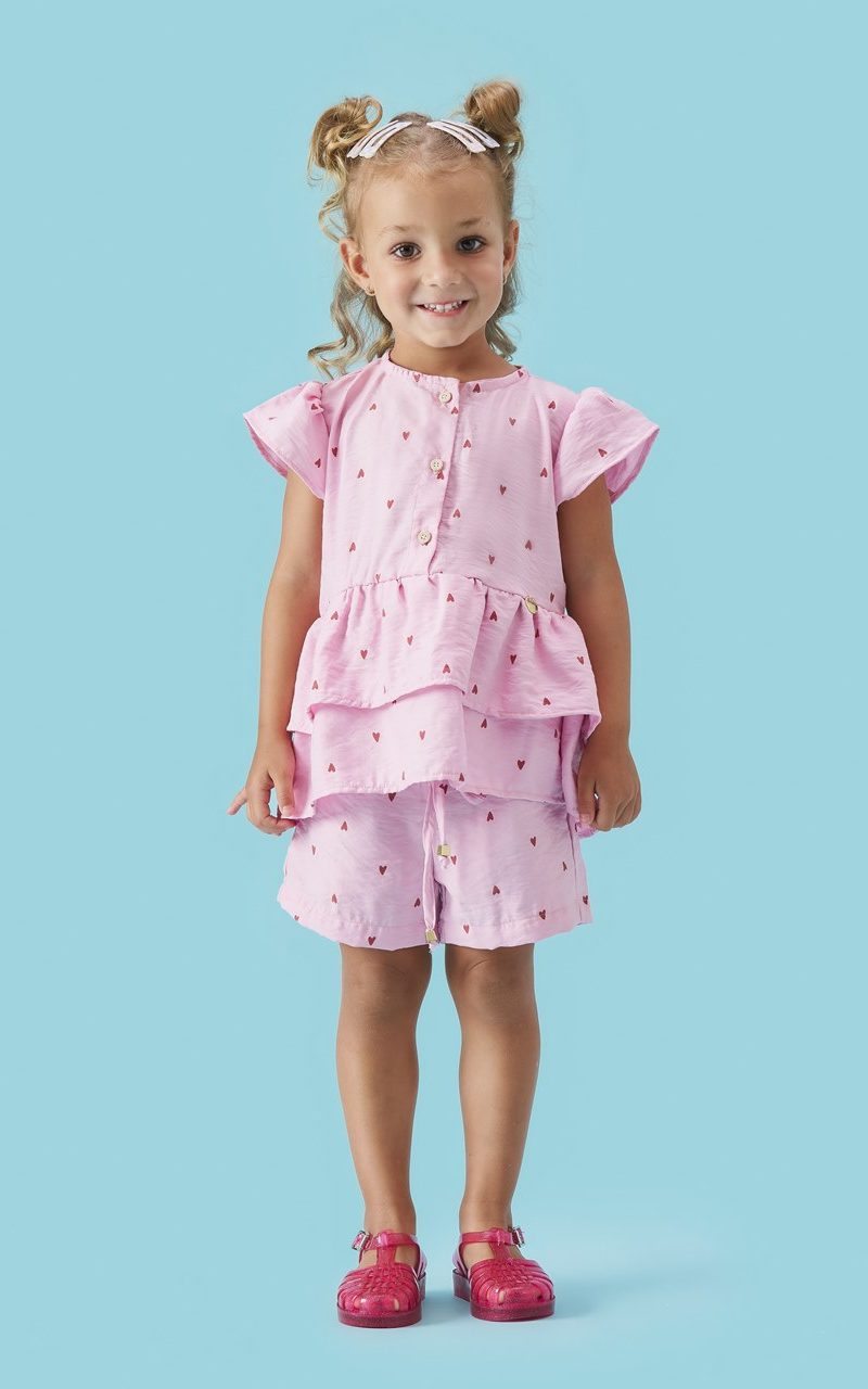 Conjunto Bata e Shorts Infantil Menina Estampa Corações
