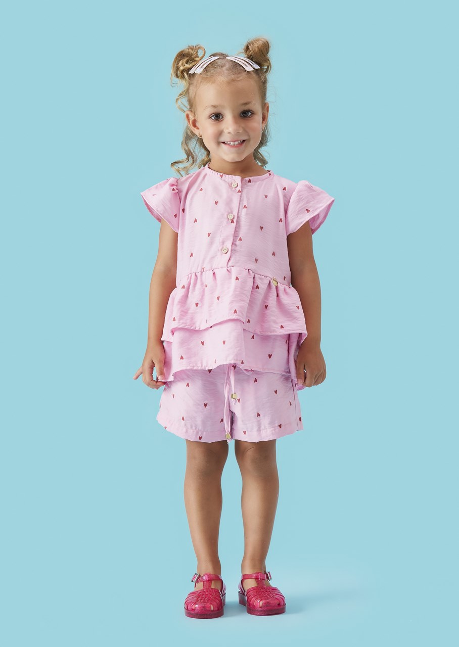 Conjunto Bata e Shorts Infantil Menina Estampa Corações